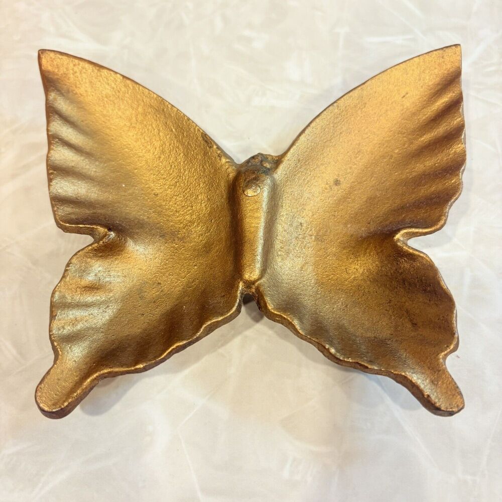 VTG GOLD LEAF TOYO CAST IRON JAPAN  BUTTERFLY WALL DECOR  HANGING JAPANESE